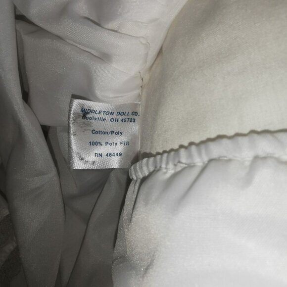 22" LEE MIDDLETON "First Noments" Doll in Christening Gown and Bonnet, Signed - Picture 9 of 10